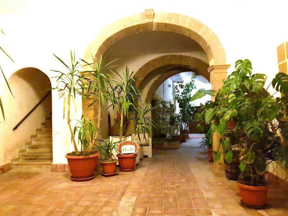 La Corte Di Zaccaria Mazara del Vallo Bagian luar foto